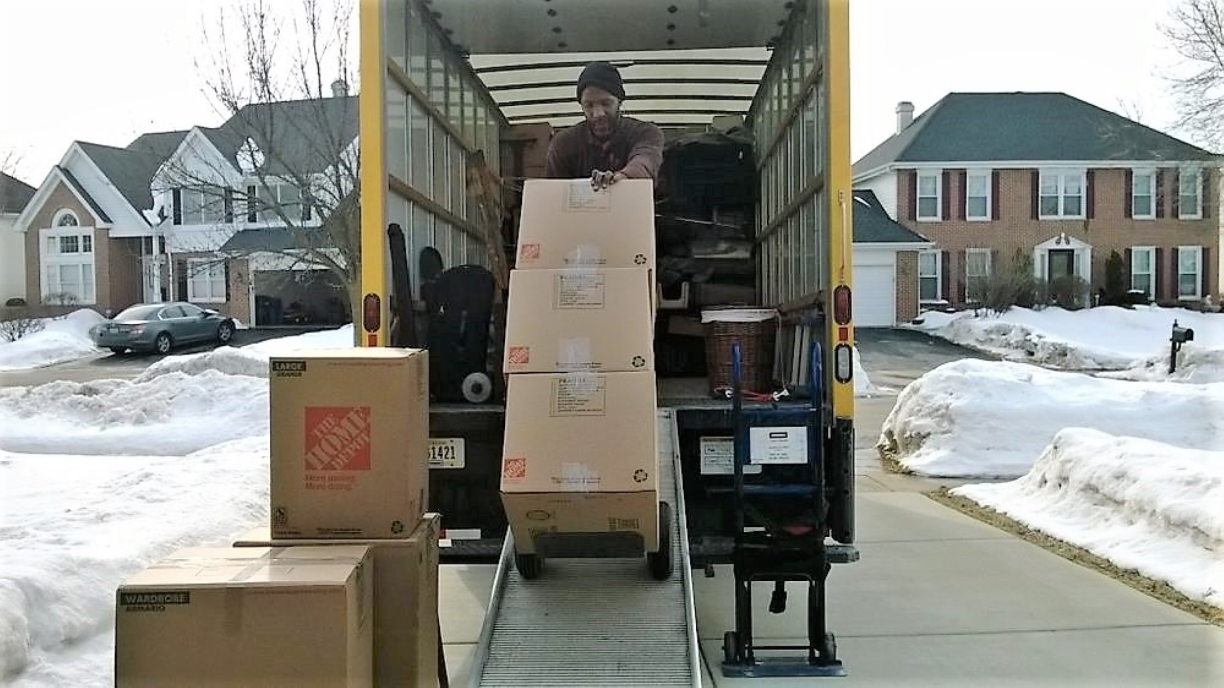 Moving And Packing Solutions For Homes In Illinois Affordable residential movers in IL